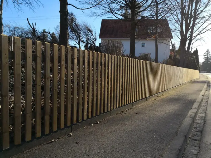 Zaunbau Schwabmünchen Holzlattenzaun